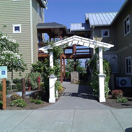 Homestead Resort Lynden 외부 사진